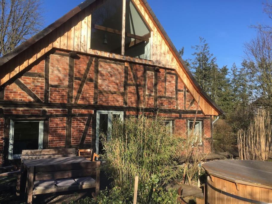 Wunderschoenes Bauernhaus An Der Elbe Bleckede Exteriör bild